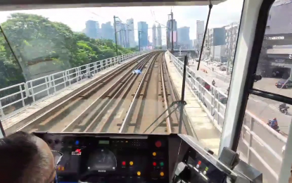 <p><strong>OVERHAULED</strong>. The view from the driver's compartment of the newly overhauled train of the MRT- 3 during its test run on Thursday (Oct. 29, 2020). The overhauled train was also tested to run at a maximum speed of 50 kph. <em>(Screenshot of DOTr video)</em></p>