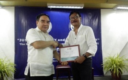 <p>Undersecretary and Presidential Task Force on Media Security Executive Director Joel Sy Egco (left) and radio commentator Virgilio Maganes <em>(Photo courtesy of Northern Watch) </em></p>