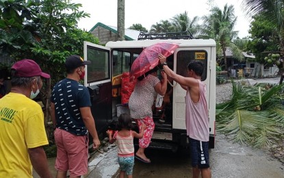 <p><strong>FORCED EVACUATION</strong>. Residents in the high-risk areas in Dingalan, Aurora were pre-emptively evacuated on Wednesday (Nov. 11, 2020) to ensure their safety with the possible onslaught of Typhoon Ulysses. Aurora is now under tropical cyclone wind signal no. 3 (<em>Photo by MDRRMO-Dingalan</em>)  </p>