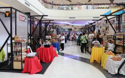 <p><strong>GOING VIRTUAL</strong>. The actual Bahandi trade fair at Robinsons North Tacloban in this November 2019 photo. At least 100 micro, small and medium enterprises (MSMEs) in Eastern Visayas will join the annual trade fair, which will go virtual for the first time, the Department of Trade and Industry (DTI) announced Thursday (Nov. 12, 2020). <em>(Photo courtesy of DTI)</em></p>
<p> </p>
