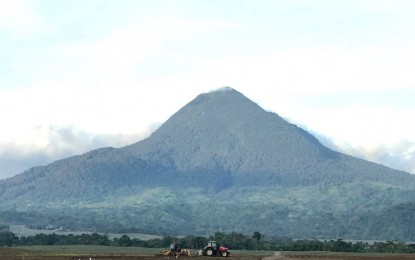 <p>Mt. Matutum in South Cotabato (<em>PNA GenSan file photo</em>)   </p>