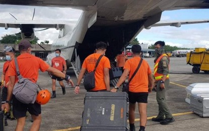 <p><strong>RESCUE MISSIONS</strong>. Philippine Air Force aircraft and personnel prepare for rescue missions in Cagayan Valley in this undated photo. The province was heavily affected by the massive flooding caused by Typhoon Ulysses.<em> (Photo courtesy of PAF)</em></p>