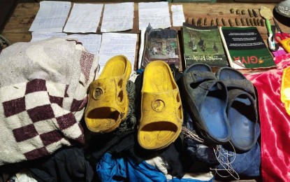 <p><strong>FIGHTING INSURGENCY</strong>. Some of the personal belongings recovered from the New People’s Army after a brief clash in Hiluctogan village, Carigara, Leyte on Tuesday (Nov. 17, 2020). The Philippine Army is stepping up efforts to block the campaign of the communist terrorist group to recover former strongholds in Carigara town. <em>(Photo courtesy of Army 802nd Infantry Brigade)</em></p>