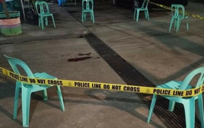 <p><strong>SCENE OF THE CRIME.</strong> Police have cordoned off the area where Los Baños Mayor Ceasar Perez was shot by still unidentified men within the premises of the municipal hall Thursday (Dec. 3, 2020) night. Perez, who was rushed to the HealthServ Medical Center, died around 9:25 p.m. <em>(Photo courtesy of PIA)</em></p>