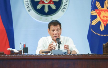 <p><strong>SKIP CHRISTIMAS FESTIVITIES.</strong> President Rodrigo Roa Duterte talks to the people after holding a meeting with the Inter-Agency Task Force on the Emerging Infectious Diseases (IATF-EID) core members at the (Malago Clubhouse in Malacañang Park, Manila on Dec. 7, 2020. Duterte urged the public to skip Christmas festivities this year for the safety of everyone amid the coronavirus disease 2019 (Covid-19) pandemic. <em>(Presidential photo by Karl Norman Alonzo)</em></p>