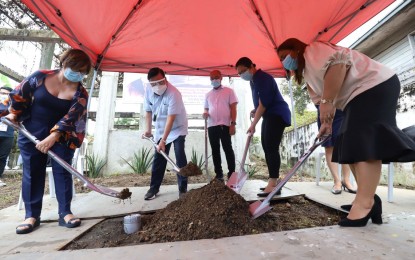 <p><strong>REMEMBERING A HERO</strong>. Iloilo City Mayor Jerry P. Treñas (second from left) leads the ground-breaking for the soon to be constructed Graciano Lopez Jaena Shrine in Barangay Fajardo, Jaro on Dec. 16, 2020. On Friday, (Dec. 18, 2020) a virtual presentation was done to commemorate the Ilonggo national hero’s 164th birth anniversary. <em>(Photo by Arnold Almacen/CMO)</em></p>