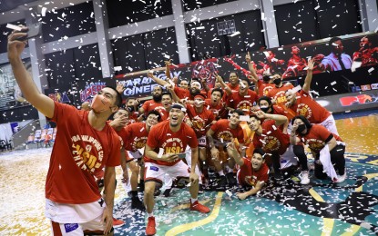 <p><strong>BUBBLE.</strong> LA Tenorio takes a selfie with his Ginebra teammates after they clinched the PBA championship, which signaled the end to the league's bubble in Metro Angeles on Dec. 9, 2020. The PBA held its bubble in Clark.<em> (Photo courtesy of PBA Images)</em></p>