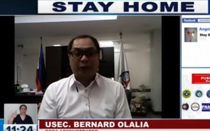 <p><em>POEA administrator Bernard Olalia (Screengrab from Laging Handa)</em></p>