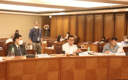 <p><strong>CHA-CHA HEARING.</strong> The House Committee on Constitutional Amendments, chaired by Rep. Alfredo Garbin Jr., resumes hearings on Wednesday (Jan. 13, 2021) on Resolution of Both Houses (RBH) No. 2, authored by Speaker Lord Allan Velasco. RBH No. 2 seeks to amend restrictive provisions of the Constitution by adding the phrase “unless otherwise provided by law” to sections of Articles XII, XIV and XVI. <em>(Photo courtesy of House of Representatives' Twitter account, @HouseofRepsPH)</em></p>