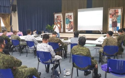 <p><strong>CONTACT TRACING TRAINING</strong>. A total of 16 personnel from the Philippine Military Academy completed the training on contact tracing techniques on Jan. 8, 2021 jointly conducted by the Baguio City Police Office and the city government. The training is aimed at controlling the further spread of the coronavirus disease 2019 which as of Jan. 14, 2021 has infected 101 cadets, personnel, and civilian workers inside the military academy.<em> (PNA photo courtesy of PROCOR-PIO)</em></p>