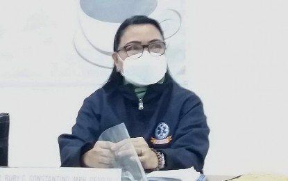 <p><strong>STRICTER QUARANTINE CLASSIFICATION</strong>. Dr. Ruby Constantino, regional director of the Department of Health Cordillera Administrative Region (DOH-CAR) in a press conference on Saturday (Jan. 23, 2021), said the DOH and Inter-Agency Task Force for the Management of Emerging Infectious Diseases are looking to elevate the region's quarantine classification to general community quarantine (GCQ) from the current modified GCQ. Constantino said the increase in coronavirus disease 2019 (Covid-19) cases placing the region in the high risk category, the decreasing number of hospital Covid-19 beds, and the recent information the UK variant has entered the Cordillera are factors that will make the national offices decide to pursue quarantine plan.<em>(Photo by Liza Agoot)</em></p>