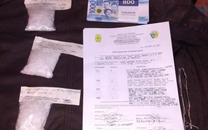 <p><strong>SEIZED SHABU.</strong> Operatives of the City Drug Enforcement Unit arrest on Sunday (Jan. 24, 2021) three alleged big-time drug pushers (not in photo) and seize some PHP1.8 million worth of shabu in Barangay Talon-Talon, Zamboanga City. Police launched the anti-drug operation following days of surveillance on the illegal drug trade activities of the suspects. <em>(Photo courtesy of the Zamboanga City Police Office)</em></p>