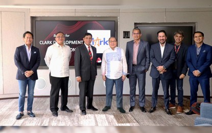 <p><strong>RENEWED PARTNERSHIP.</strong> CDC president and chief executive officer (CEO) Manuel Gaerlan (3rd from left) meets with PLDT chairman and CEO Manuel V. Pangilinan (4th from left) at the latter’s office in Makati. Also present during the event are Alfredo Panlilio, EVP and chief revenue officer of PLDT; Jovy Hernandez, SVP and Group Head Enterprise Business, PLDT and Smart; Chito Franco, CEO of PLDT ClarkTel, and Victor Tria, First Vice President and Head of PLDT ALPHA Enterprise; lawyer Michael Toledo, Government Relations and Public Affairs Head of Metro Pacific Investments; and Dennis Legaspi, CDC chief of staff. <em>(Photo courtesy of A. Gaerlan/CDC)​</em></p>