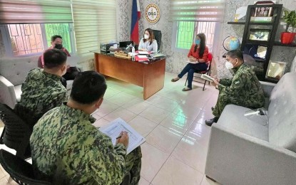 <p><strong>ANTI-DRUG MEETING</strong>. Officials of the Department of the Interior and Local Government (DILG)-Pampanga, Pampanga Police Provincial Office, and Philippine Drug Enforcement Agency (PDEA), discuss in a meeting on Tuesday (Feb. 2, 2021) the establishment of more Balay Silangan reformation centers in the province. The move is to ensure that drug surrenderers receive a holistic reformation and recovery program to become productive citizens of the community. <em>(Photo by DILG-Pampanga)</em></p>