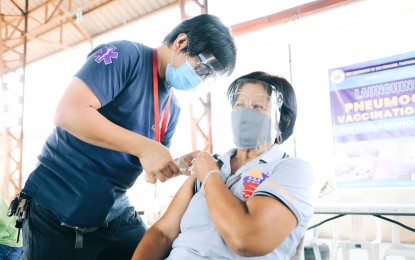 <p><strong>ANTI-PNEUMONIA VACCINATION.</strong> The city government of San Fernando, Pampanga launches on Tuesday (Feb. 2, 2021) its pneumococcal vaccination program for the elderly. The City Health Office allotted some 3,600 pneumonia vaccines and piloted the program with limited beneficiaries before expanding to cover all barangays<em>. (Photo by the City Government of San Fernando)</em></p>