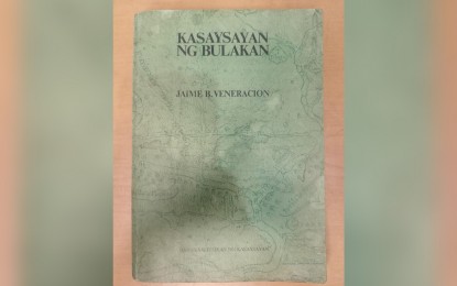 <p>Photo shows the front page of the book "Kasaysayan ng Bulakan" written by Dr. Jaime B. Veneracion.</p>