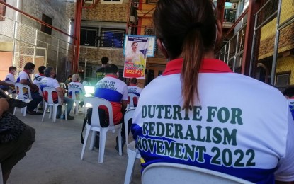 <p><strong>‘RUN SARA RUN.’</strong> Davao City’s barangay chairpersons launch Tuesday (Feb. 9, 2021)  a grassroots campaign urging Mayor Sara Z. Duterte to run for President in the 2022 elections. Dubbed ‘Run Sara Para Sa Bayan 2022,’ the group says it will organize a national movement to generate support for the presidential daughter. <em>(PNA photo by Che Palicte)</em></p>