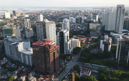 <p><strong>CONSUMER CONFIDENCE</strong>. An aerial photo shows the skyscrapers at the Cebu Business Park in the uptown district of Cebu City. Cebu Chamber of Commerce and Industry President Felix Taguiam on Wednesday (Feb. 10, 2021) said businesses resumed their operations while working hard to address the challenges of low consumer confidence and spending activity. <em>(Contributed photo by Jun Nagac)</em></p>