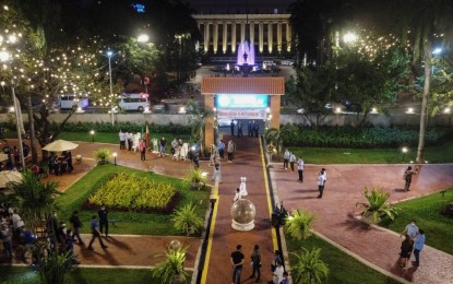 <p><strong>HIDDEN GARDEN.</strong> Officials of the Manila city government lead the unveiling of a hidden garden at the Liwasang Bonifacio on Tuesday (Feb. 16, 2021). Mayor Francisco 'Isko Moreno" Domagoso said this is in line with his policy to create more green spaces for residents. <em>(Photo by Manila PIO)</em></p>