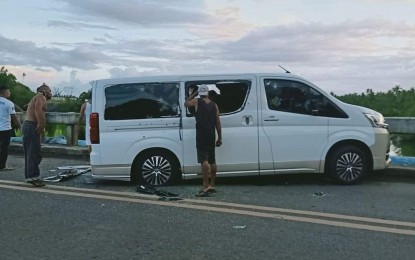 <p><strong>‘SHOOTOUT’</strong>. The vehicle used by Calbayog City Mayor Ronald Aquino swerved to the roadside after a reported shootout with policemen in Lonoy village late Monday (March 8, 2021). The mayor, three policemen, and two civilians died<em>. (Contributed photo)</em></p>