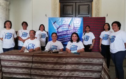 <p><strong>BAKUNA ILOILO</strong>. Some members of the Bakuna Iloilo during its launch on Monday (March 8, 2021). The group is a citizen arm that seeks to help in vaccination advocacy to address the health pandemic. <em>(PNA photo by PGLena)</em></p>