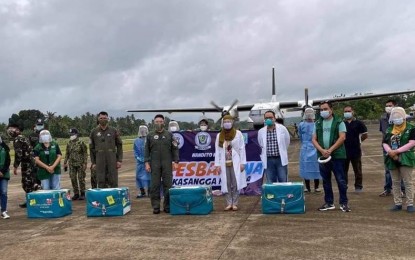 <p><strong>VACCINES ARRIVAL</strong>. A total of 6,000 anti-Covid-19 vaccines arrive in Bongao, Tawi-Tawi and Jolo, Sulu on March 11. Tawi-Tawi received 1,212 doses of Sinovac and 1,010 doses of AstraZeneca vaccines, while Sulu received 2,360 doses of Sinovac and 2,080 doses of AstraZeneca vaccines. The vaccination roll-out is expected to commence in each province as soon as possible. (<em>Bangsamoro Information Office/Photos from BARMM Health Ministry</em>)</p>