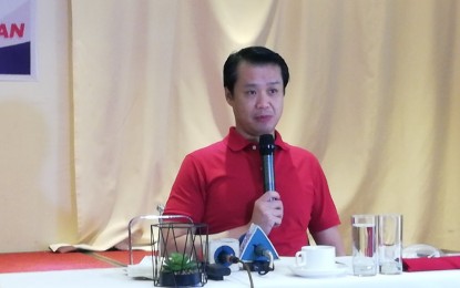 <p><strong>NO ELECTION SCENARIO DISMISSED.</strong> Senator Sherwin Gatchalian debunks talks that the presidential and local elections in May next year may be postponed due to the Covid-19 pandemic during a press conference in Legazpi City on Sunday (March 14, 2021). The lawmaker visited the city to check on a joint project at the Bicol University with Ako Bicol Party-list and to grace an event of the Junior Chamber International Senate Legazpi. <em>(PNA photo by Connie Calipay)</em></p>