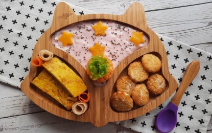 <p><strong>HEALTHY BABY FOOD</strong>. Rodith Artista-Balagot makes sure that she prepares a healthy yet appetizing meal plan for her one-year-old son, Kawhi Jacob. <em>(Contributed photo)</em></p>
