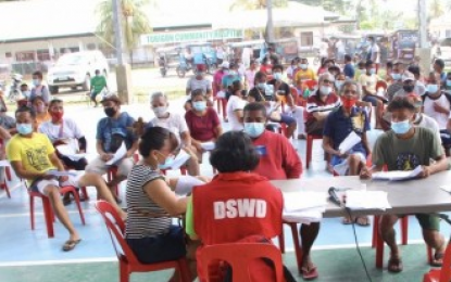 <p>DSWD Social Amelioration Program <em>(Photo courtesy of DSWD)</em> </p>