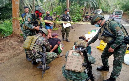 <p><strong>SUPPLIES FOR REBELS.</strong> Two suspects were arrested Wednesday afternoon (March 31, 2021) in Poblacion 2, Santiago, Agusan del Norte with explosives and food supplies supposed to be delivered to New People’s Army rebels in the area. Authorities thanked residents for providing them with information. <em>(Photo courtesy of PRO-13)</em></p>