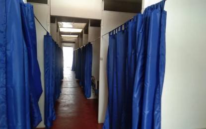 <p><strong>ISOLATION CUBICLES</strong>. Photo shows some of the isolation cubicles at the Department of Public Works and Highways extension isolation facility in Laoag City which are being prepared for asymptomatic Covid-19 patients or those with mild symptoms. As of April 6, 2021, Ilocos Norte has logged a total of 231 active cases with 927 recoveries and 8 deaths. (<em>Contributed Photo</em>) </p>