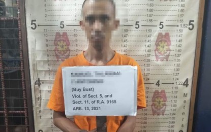 <p><strong>BUSTED</strong>. Suspect Samuel Talaman, 32, was arrested by joint police operatives in a buy-bust at Henrietta Village, Barangay Singcang-Airport in Bacolod City on Tuesday (April 13, 2021). He yielded five sachets of suspected shabu weighing about 30 grams valued at PHP204,000. <em>(Photo courtesy of Bacolod City Police Office)</em></p>