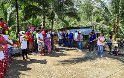 <p><strong>FARM TOURISM</strong>. Department of Tourism officials meet by the roadside with farmers of remote Kagbana village in Burauen, Leyte on Thursday (April 15) to discuss farm tourism plans. The most remote village in Leyte is preparing for agriculture tourism activities to increase its farm earnings. <em>(Photo courtesy of Department of Tourism)</em></p>