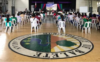 <p><strong>GRADUATES</strong>. Some 59 graduates of the 4Ps in the municipality of Balete in Aklan gather for their livelihood grants from their local government unit in this undated photo. Department of Social Welfare and Development in Western Visayas (DSWD-6) Pantawid Division chief Belen Gebusion on Tuesday (April 20, 2021) said that over 50,000 household members from this region are expected to exit from the program this year. <em>(Photo courtesy of DSWD 6 FB page/Diody Fadullan, PDO II)</em></p>