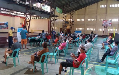 <p><strong>VACCINATION PRIORITY.</strong> Members of the A2 (senior citizens) and A3 (people with comorbidities) priority groups wait for their turn at the vaccination center in Barangay Sta. Maria, Zamboanga City on Thursday (April 29, 2021). The City Health Office says it is utilizing the 900 available vaccines on hand while waiting for more vaccines from the Department of Health.<em> (Photo courtesy of City Hall Public Information Office)</em></p>