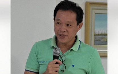 <p><strong>NO TO ARMED CONFLICT.</strong> Escalante City Mayor Melecio Yap Jr. describes the CPP-NPA as desperate in their attempt to malign the local government’s efforts in ending the local communist armed conflict in the northern Negros city, in a statement on Friday (May 7, 2021). He said it is his obligation to fulfill his constituents' wish "for a violence- and insurgency-free city”. <em>(File photo courtesy of PIO Negros Occidental)</em></p>