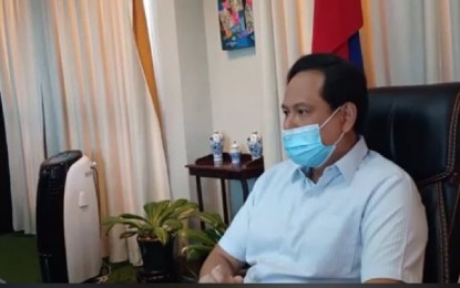 <p><strong>SUPPORT FOR BDP</strong>. Development funds for barangays should not be recalled, Iloilo Governor Arthur Defensor Jr. says in a press conference held on Friday (May 7, 2021). He said receiving the huge fund is a “rare opportunity for the barangay, especially the highland barangays.” <em>(Photo screenshot from Balita sa Kapitolyo FB page)</em></p>