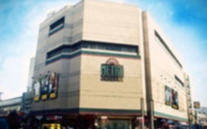 <p><strong>HOPEFUL OF RECOVERY.</strong> Undated photo shows the oldest store of the Gaisano Metro in Colon Street, Cebu City. The Cebu-based retail chain on Wednesday (May 11, 2021) expressed optimism about coping with challenges brought about by the pandemic as it continues to look for a long-term sustainable recovery effort. <em>(Photo from <a href="http://www.google.com/url?q=http%3A%2F%2Fmetro.com.ph&sa=D&sntz=1&usg=AFQjCNHVDI2d77hyPR3qUhgUU95W6TSwHA" target="_blank" rel="noopener noreferrer" data-saferedirecturl="https://www.google.com/url?hl=en&q=http://www.google.com/url?q%3Dhttp%253A%252F%252Fmetro.com.ph%26sa%3DD%26sntz%3D1%26usg%3DAFQjCNHVDI2d77hyPR3qUhgUU95W6TSwHA&source=gmail&ust=1620891885716000&usg=AFQjCNHjjW6ufvbc4ytSjAFbbWV_ZaXL5A">metro.com.ph</a>)</em></p>