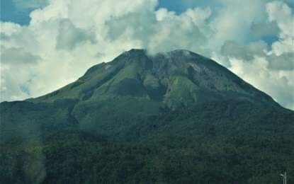<p>Mt. Bulusan in Sorsogon province.<em> (Photo courtesy of Nonie Enolva)</em></p>