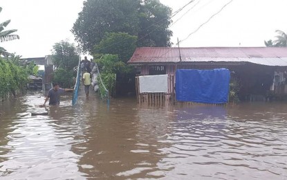 Zambo responders alerted as downpour floods 10 villages | Philippine ...