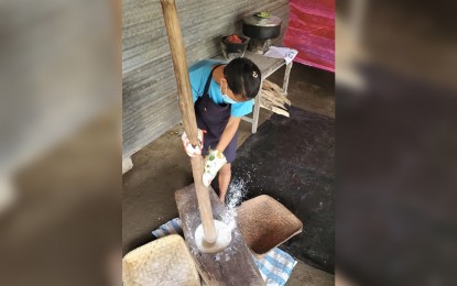 <p><strong>DOCUMENTED</strong>. The provincial tourism office on May 21, 2021 documents the process of making “aripahol” a traditional food in Pototan, Iloilo. Tourism officer Gilbert Marin said on Friday (May 28, 2021) that they hope to finish the documentation in Iloilo’s 42 municipalities and one component city before the end of this year.<em> (Photo by Gilbert Marin)</em></p>