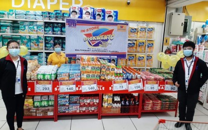 <p><strong>LOW-PRICED GOODIES</strong>. The Department of Trade and Industry-Bulacan conducted a three-day in-store Diskwento Caravan from May 31-June 2, 2021. The move is part of the DTI's continuing efforts to help consumers get access to affordable basic goods amid the Covid-19 crisis.<em> (Photo courtesy of DTI-Bulacan)</em></p>