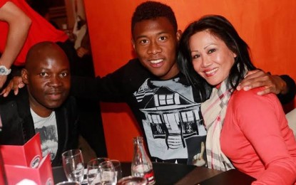 <p><strong>PROUDLY HALF-PINOY.</strong> David Alaba’s father, George (left), is from Nigeria, while mother, Gina, is from the Philippines. On Friday (May 28, 2021), it was confirmed that Alaba signed up with Real Madrid in the Spanish football tournament LaLiga. <em>(Photo courtesy of Futbal News)</em></p>