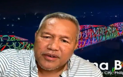 <p><strong>TAKE HEED.</strong> Cagayan de Oro City Mayor Oscar Moreno gives Covid-19 update on Tuesday (June 8, 2021) via Zoom and live-streamed on Facebook. Moreno said President Rodrigo Duterte’s warning that he will order stricter measures on Cagayan de Oro City and Bacolod City if Covid-19 cases continue to rise should serve as a somber reminder to the people to religiously comply with minimum public health standards. <em>(Image courtesy of CIO)</em></p>