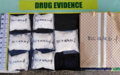 <p><strong>SEIZED.</strong> Agents of PDEA-BARMM conduct an inventory of PHP3.4 million worth of shabu left behind by Santokan Mantikayan, a high-value target drug suspect, who escaped an entrapment operation in Barangay Poblacion, Talayan, Maguindanao on Wednesday (June 16, 2021). The suspect also left his motorcycle upon escaping from authorities. <em>(Photo courtesy of PDEA-BARMM)</em></p>