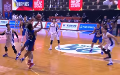 <p><strong>BUZZER-BEATER.</strong> SJ Belangel hits an off-balanced three-pointer off the glass at the buzzer to give Gilas Pilipinas a come-from-behind 81-78 victory against archrival South Korea at the Angeles University Foundation Sports and Cultural Center on June 16. The Philippines will once again face South Korea in the second game of a triple-header to end the Angeles bubble on Sunday (June 20). <em>(Screengrab)</em></p>