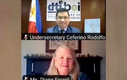 <p><strong>US-PH TIES</strong>. Trade Undersecretary Ceferino Rodolfo (top) and United States Department of Commerce Acting Undersecretary Diane Farrell both express that the Philippines and US have huge potential in sectors of manufacturing, services, and infrastructure. Photo taken during the virtual Philippines-United States Business Dialogue "Cooperation for Post-Pandemic Recovery" held on Tuesday (June 22, 2021). <em>(Screenshots from the virtual dialogue)</em></p>