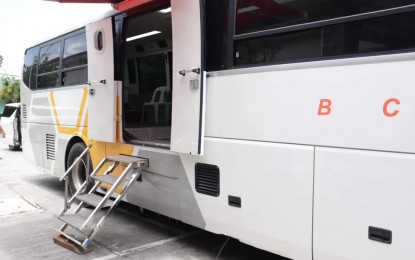 <p><strong>BUS FOR VAX ROLLOUT</strong>. One of the two buses that are set to be deployed by the city government of Angeles for the Covid-19 vaccination of some 462 bedridden elderlies at the comfort of their homes. Mayor Carmelo Lazatin, Jr., said on Tuesday (June 29, 2021) that one of the buses is owned by the city government while the other was lent by the local Korean community. <em>(Photo courtesy of the City Government of Angeles)</em></p>