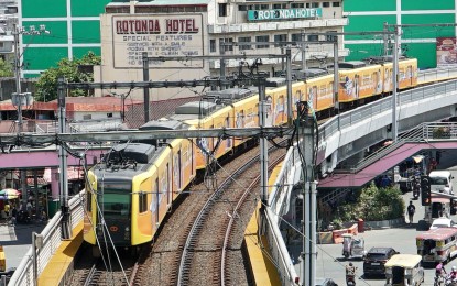 <p>LRT-1 train. <em>(PNA photo)</em></p>