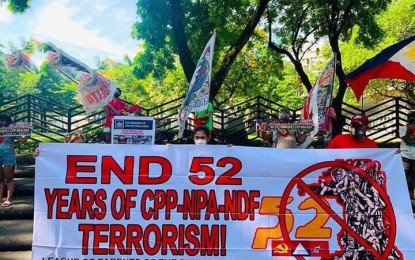 <p><strong>ENOUGH.</strong> Anti-Reds groups demonstrate outside the Dutch Embassy in Makati in this June 2021 photo. They demanded that the Kingdom of the Netherlands send back exiled Communist Party of the Philippines founding chair Jose Maria Sison to face numerous charges. <em>(Photo courtesy of SMNI)</em></p>